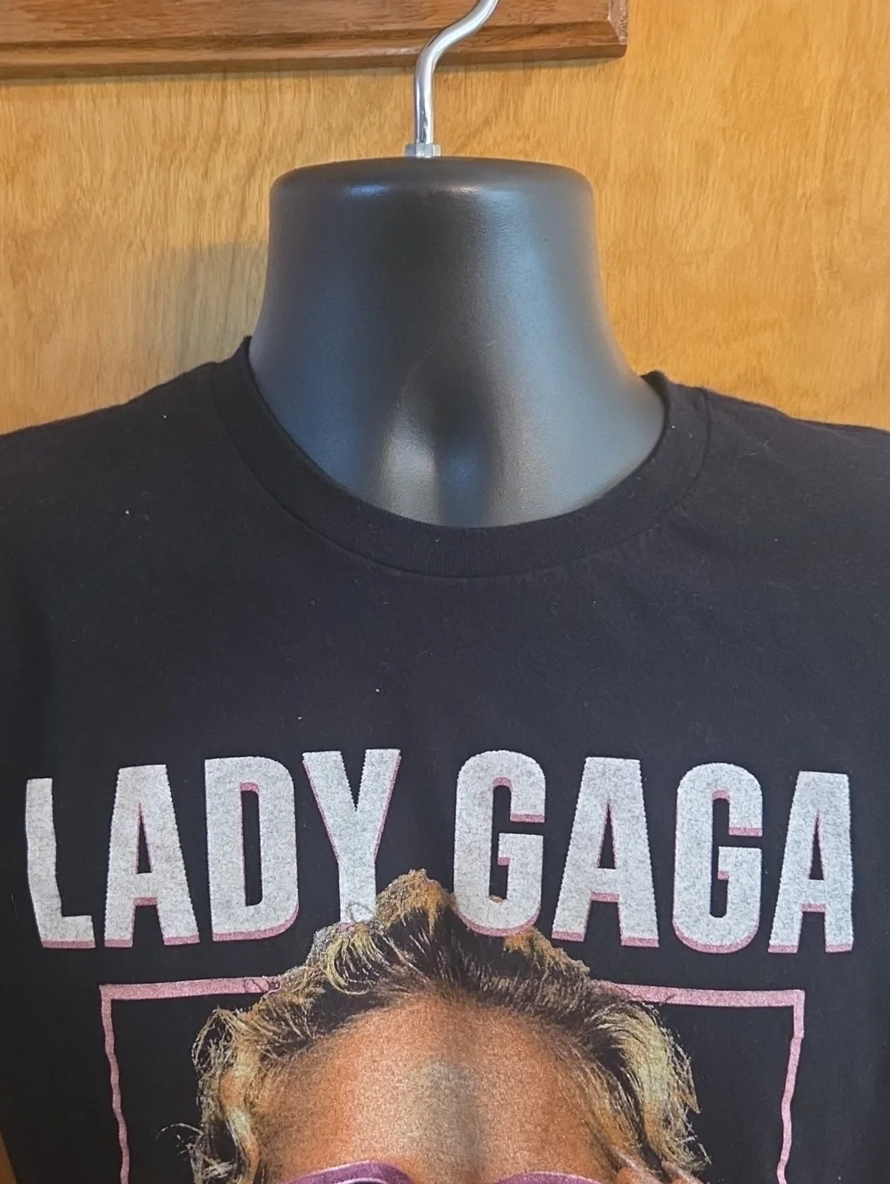 Lady Gaga Joanne 2017 World Tour T-Shirt Size Medium - Picture 2 of 6